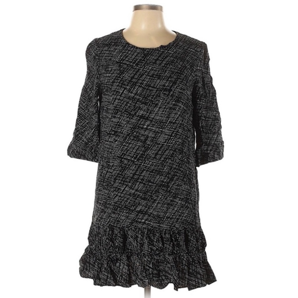 Metaphor Swing Dress Ruffle Bottom - Picture 2 of 12